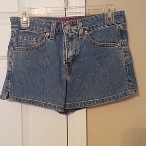 Levi jean shorts